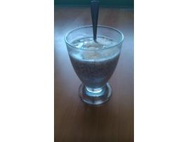 Chia puding s banánom
