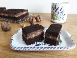 Bezlepkový opitý Izidor 