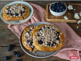 Bezlepkové kysnuté koláče s ovocím a mrveničkou