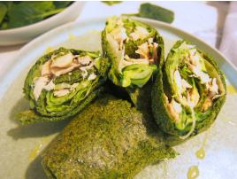 Bezlepkové špenátové rolky  plnené kuracím mäsom a cuketou