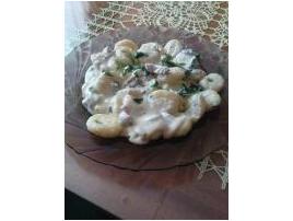 Pšenové knedlíčky so syrovou omáčkou