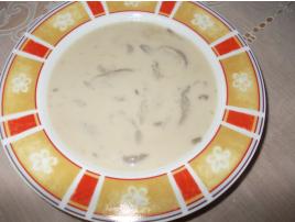 Smotanová polievka z masliakov
